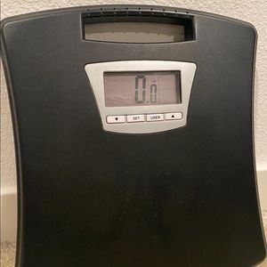 WEIGHING SCALE